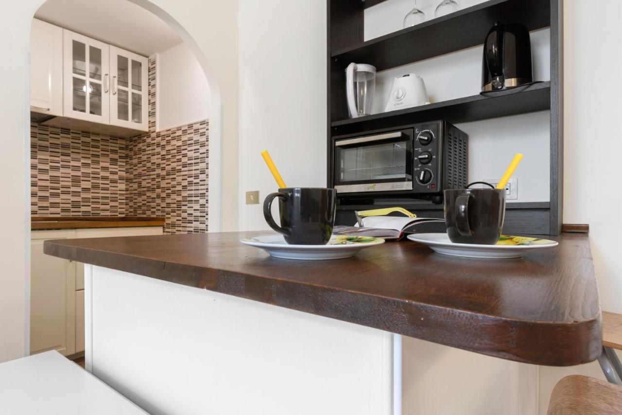 Pergola Modern And Cozy Studio Флоренция Экстерьер фото